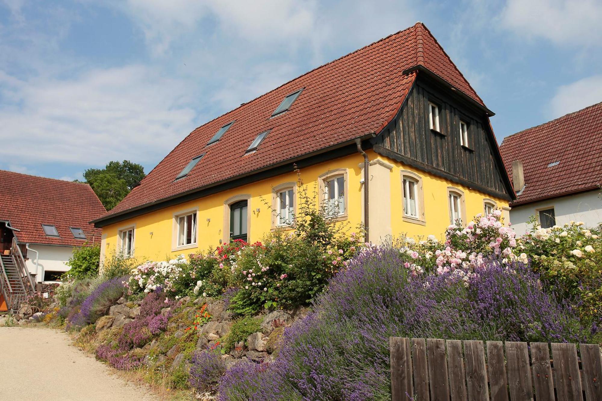 Gemuetliches Apartment Mit Galerie Im Ferienhof Litzendorf Exterior foto