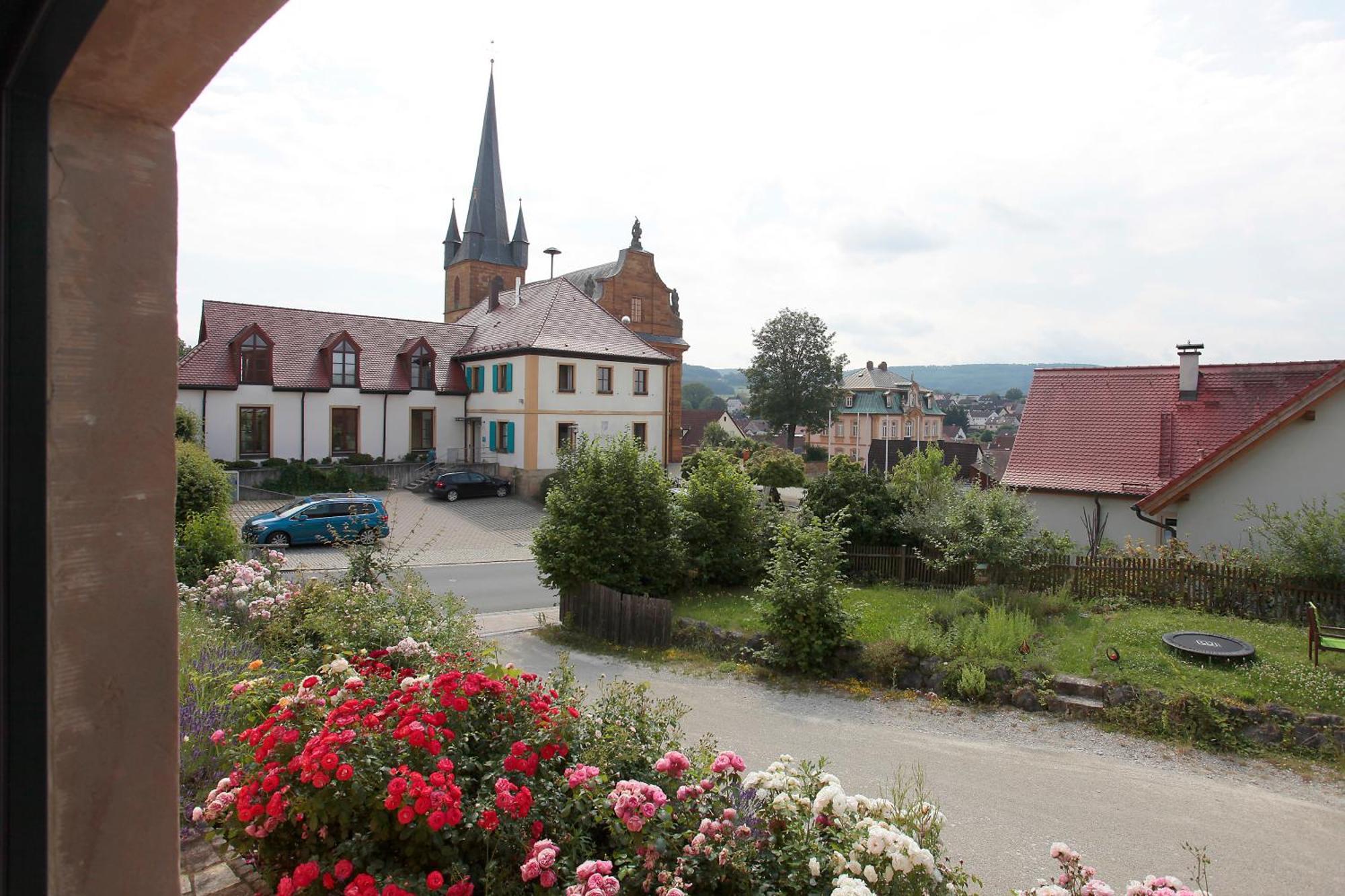 Gemuetliches Apartment Mit Galerie Im Ferienhof Litzendorf Exterior foto